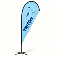 Drapeau plume publicitaire extérieur avec graphisme interchangeable pour affichage en centre commercial