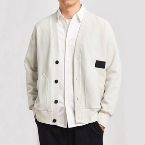 Maglione Cardigan lavorato a <span class=keywords><strong>maglia</strong></span> da uomo a manica lunga <span class=keywords><strong>con</strong></span> scollo a V <span class=keywords><strong>con</strong></span> ricamo autunno inverno bianco lavorato a <span class=keywords><strong>maglia</strong></span> - Product Image 3