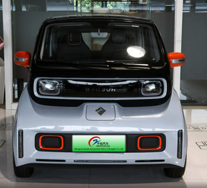 2025 Wuling Baojun <span class=keywords><strong>KIWI</strong></span> <span class=keywords><strong>Mini</strong></span> voiture électrique pour adultes de haute qualité Design chinois 4 roues 4 places nouvelle énergie voiture électrique meilleur <span class=keywords><strong>prix</strong></span> - Product Image 2