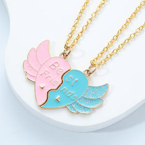Mode à la mode meilleurs amis ailes <span class=keywords><strong>d</strong></span>'ange collier ensemble amour couture petite <span class=keywords><strong>amie</strong></span> collier ailes pendentif <span class=keywords><strong>pour</strong></span> l'<span class=keywords><strong>amitié</strong></span> - Product Image 1