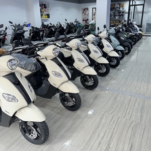 Scooter de Gasolina Yamaha JOG I125 Usado al por Mayor, Ciclomotor de <span class=keywords><strong>Segunda</strong></span> <span class=keywords><strong>Mano</strong></span> de 125cc Económico para Movilidad Urbana - Product Image 4