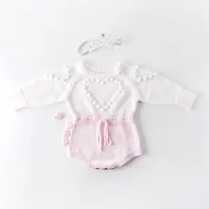 Baju terusan bayi perempuan baru lahir, baju terusan sweter lengan panjang hati merah muda, baju monyet rajutan hangat layanan OEM musim panas penuh