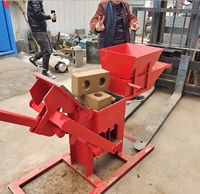 Petite machine de fabrication de briques multifonctionnelle pour la construction rapide