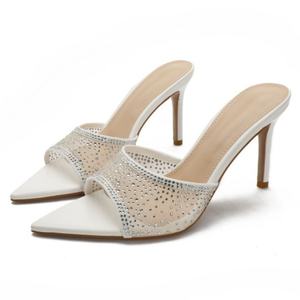 รองเท้าส้นสูงสไตล์ยุโรปอเมริกันแบบสายเดี่ยว รุ่นใหม่ประจำฤดูร้อนปี 2026  ปลายแหลม  แฟชั่นสำหรับผู้หญิง  เหมาะกับการแต่งกาย - Product Image 1