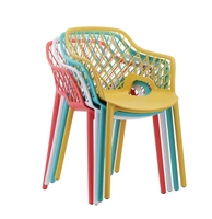 Chaises de salle à manger en plastique modernes empilables de style nordique pour hôtels, restaurants, événements et cafés – Vente en gros à prix réduit