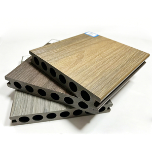 Instalación fácil, tarima de WPC coextruido con relieve 3D, tablas de terraza sólidas/ huecas de material compuesto para piscinas y áreas públicas. - Product Image 2