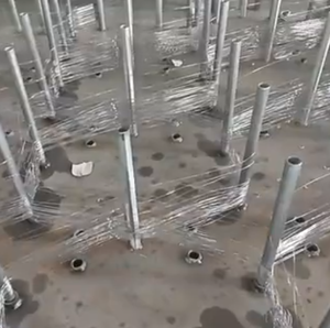 سياج أمني للدبابات الروسية ، حاجز شبكة أسلاك فولاذية بدون طيار ، خدمة معالجة منسوجة غير مرئية لحماية الأمن - Product Image 2