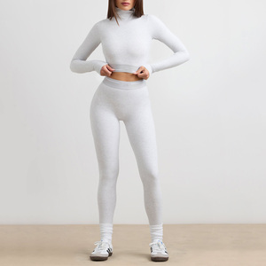 Leggings da Yoga da Donna in Cotone Organico, Asciugatura Rapida, Logo Personalizzabile, Elasticizzati e Traspiranti - Product Image 4