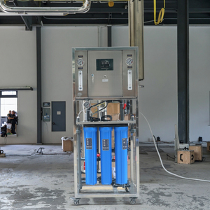 เครื่องกรองน้ำดื่มราคาถูกขายดีจากโรงงาน สำหรับครัวร้านกาแฟ ระบบกรองน้ำแบบออสโมซิสย้อนกลับ 0.5 ตัน/ชม. พร้อมปั๊ม - Product Image 1