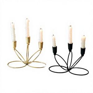 Candelabro de Hierro Dorado con Forma de Flor Irregular, Estilo Europeo, para Decoración del Hogar, Bodas, Navidad, Pascua, Regalo - Product Image 4