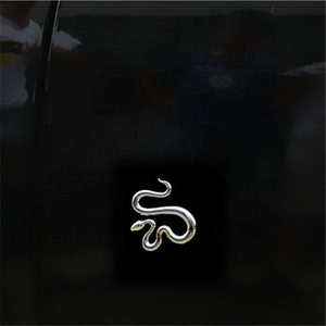 Pegatina personalizada para puerta lateral de coche, logo de serpiente de metal, <span class=keywords><strong>2022</strong></span> - Product Image 4
