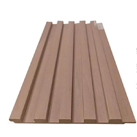 Panneau mural vertical rainuré en PVC, étanche, pour tête de lit de chambre, couleur bois personnalisée, vente en gros