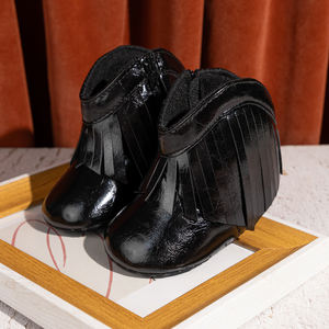 รองเท้าบูทเด็กน่ารักประดับพู่  รองเท้าหนังพื้นนิ่มสำหรับเด็กทารกและเด็กวัยหัดเดิน รองเท้าเด็กสำหรับฤดูหนาว รองเท้าใส่ในบ้าน - Product Image 2