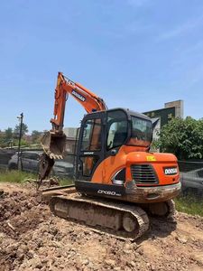 Excavadoras con motor EPA Excavadora sobre orugas usada Excavadora Doosan Dx60 con miniexcavadora en buenas condiciones - Product Image 6