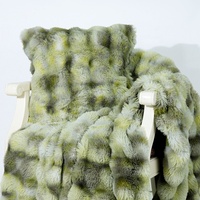 Couverture en fausse fourrure douce tricotée double couche de qualité supérieure - Écologique, lavable en machine, quatre saisons, style européen et américain