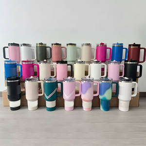 แก้วน้ำสแตนเลสแบบมีหูจับ ขนาด 40 ออนซ์ พร้อมหลอดดูด สกรีนโลโก้ได้ เหมาะสำหรับการเดินทาง ท่องเที่ยว แคมป์ปิ้ง - Product Image 1