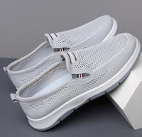 Vente en gros 2025 Les dernières chaussures de sport pour hommes à la mode chaussures en maille Chaussures de sport pour hommes légères et confortables