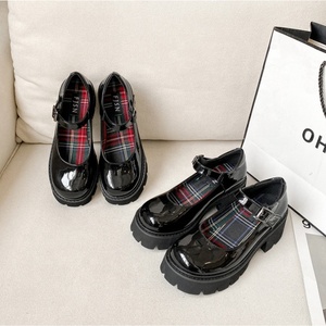 Scarpe Mary Jane da Donna Stile Preppy 2022, Taglie 31-43, Design Retrò e Chic con Tacco Grosso - Product Image 3