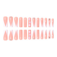 Etiqueta privada 24 PCS Prensa de uñas en ataúd francés Prensa de diamante rosa en uñas Venta al por mayor Uñas artificiales