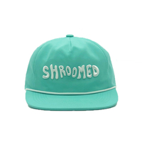 Casquettes Snapback personnalisées sportives Hip Hop 5 panneaux non structurées en nylon imperméable avec logo brodé feuille et fermeture à cordon, séchage rapide