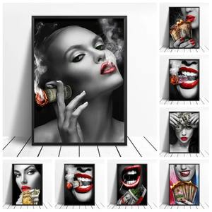 Labbra rosse che fumano tela pittura Sexy bianco nero stampato arte della parete con dollari in fiamme Poster per la decorazione del soggiorno - Product Image 4