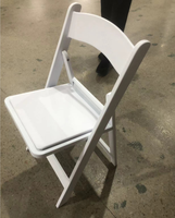 Chaise pliante Wimbledon blanche en résine, robuste, pour hôtels, événements et mariages, vente en gros