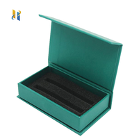 Boîte d'emballage en papier de luxe personnalisée Boîtes cadeaux rigides à verrouillage magnétique avec couvercle magnétique pour bouteille de parfum avec insert en mousse Eva