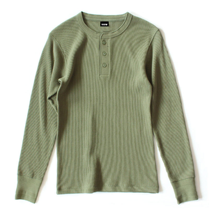 เสื้อยืดแขนยาวคอกลมสีเทาล้วนทรงปกติสำหรับผู้ชาย ผ้าฝ้าย 100% เสื้อเฮนลีย์ถัก เสื้อยืดกันหนาวสำหรับผู้ชาย ขายส่ง - Product Image 2