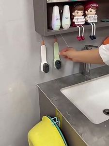 Multifunctional Soft-bristled Stainless Steel Handle Eco-Friendly Shoe Brush Long Handle Automatic Liquid Adding Cleaning Tool - Product Image 3