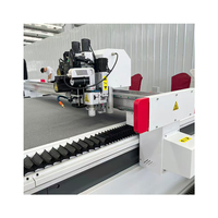 Automatische kartonnen doosjes voor cosmetica, stickers, yogamatten, EVA, digitale vlakbedplotter snijmachines, tafels en machines.