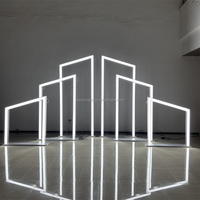 Support de toile de fond géométrique carré à LED, arche d'entrée de mariage moderne, décor de scène pour photomaton, idéal pour la décoration d'événements et de fêtes