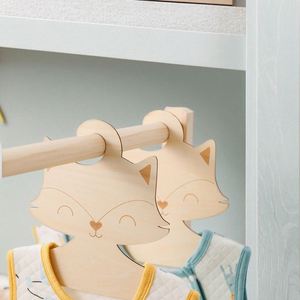 Percha de Madera con Diseño de Zorro, Estilo Escandinavo, Creativa, Ecológica, para Ropa de Niños, con Grabado, para el Armario del Bebé - Product Image 3
