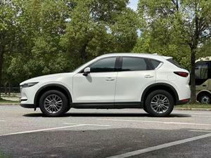 รถมือสอง Mazda CX5 2.0L SUV ปี 2018 พรีเมียม มีสินค้าในสต็อก พร้อมส่งออก - Product Image 5
