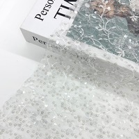 Dentelle florale élégante en voile suisse, maille jacquard avec fil argenté, nylon et sequins perlés pour vêtements, robes de mariée et sous-vêtements – Vente en gros