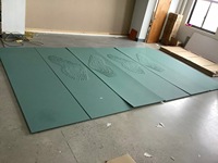 Panneau mural en cuir avec un motif de matelassage en diamant de Zhenling Interior Design avec une fente