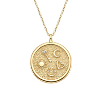 Collier Pendentif Médaillon Porte-Bonheur en Argent Sterling 925 Plaqué Or Gemnel avec Breloques Clé, Lune, Cœur, Fer à Cheval, Soleil et Zircon Cubique