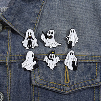 Épingles en métal fantôme de dessin animé d'horreur en gros broches personnalisées de chat noir mignon insignes de revers drôles épinglette en émail d'Halloween