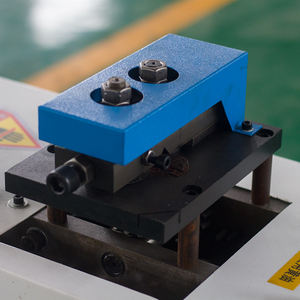 Machine de fabrication de conduits carrés, ligne de conduits automatiques, Machine de formation de serrures pittsburg pour la fabrication de conduits d'<span class=keywords><strong>air</strong></span> - Product Image 3