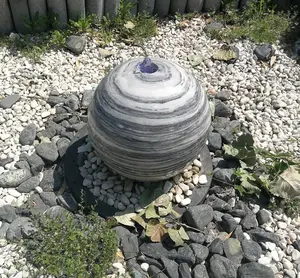 Fonte de pedra de granito com furo em mármore para decoração de jardim