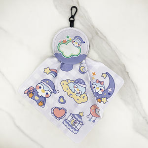 מחזיק מפתחות מצוירת אישית ניידת שרשרת פינגווין תיק קטן מיקרופייבר בד מיקרופייבר שעונים - Product Image 3