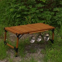 Profitez de meubles d'extérieur de haute qualité Cafétéria Glamping Cadre en aluminium léger Simple Table de camping pliante extérieure IGT