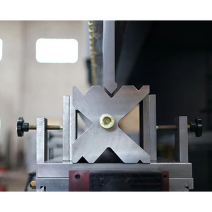 Da53t 30t/1600mm hoàn toàn tự động <span class=keywords><strong>CNC</strong></span> thủy lực uốn máy thành phần cốt lõi bao gồm. Động cơ bánh răng cho thép carbon tấm kim loại - Product Image 4