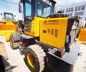 2023 New SDLG LG920 <strong>Mini</strong> <strong>Wheel</strong> <strong>Loader</strong> 2ton 47kw Engine Cheap Price Sale Used Farm Home Use Easy Use Front <strong>Loader</strong> Bucket - Product Image 3