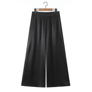 Pantalones Anchos de Satén Happy Plus N9110, Pantalones Casuales Holgados de Color Sólido con Bolsillo para Mujer Talla Grande - Product Image 3