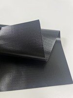 Tissu laminé en vinyle noir, finition mate, polyester tricoté, matériaux de bâche en PVC