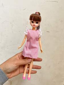 ตุ๊กตา PVC นุ่มแบบชุดใหญ่ ลิเจีย ครบชุด พร้อมที่คาดผมหลากสี เสื้อผ้า รองเท้า-แบบยูนิเซ็กซ์ สเกล 1:3 - Product Image 6