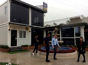 WELLCAMP Casa Container Modulare Prefabbricata, Bungalow a Doppia Altezza, Villa Rurale, Casa Moderna Piccola con Due Camere da Letto - Product Image 2