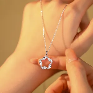 Newest Summer 2024 Sterling Silver 925 Fashion Jewelry Hollow Out Star Shape Pendant Necklace For Women