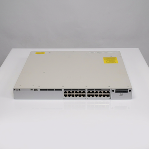 Commutateur Ethernet 48 ports de la série C9300L, modèle C9300L-48T-4X-E, avec 4 ports SFP+ 10G, pour entreprises - Product Image 1