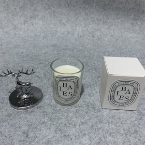 Vela perfumada de tarro de cerámica blanca personalizada de alta calidad con tapas de metal, gran oferta de fábrica, al por mayor, en el mundo de la moda, con tapa de metal - Product Image 2